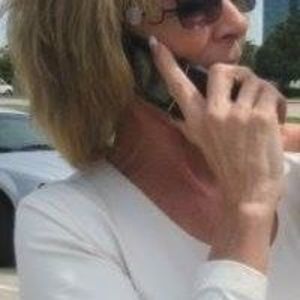 Meet your Posher, Carolyn